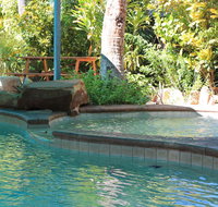 Roey Backpackers and Party Bar - Nambucca Heads Accommodation