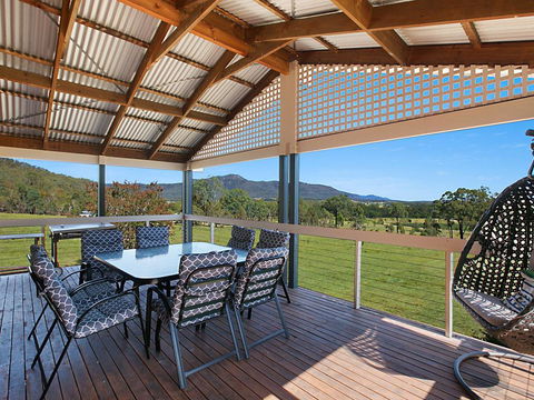 Rosamund House In Broke, 4br House In Walking Distance To Cellar Doors - Nambucca Heads Accommodation 0