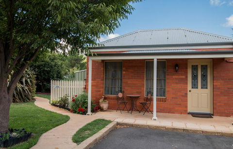 Ross Motel - Nambucca Heads Accommodation 0