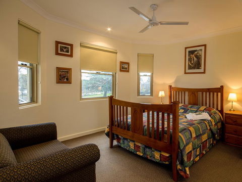 Royal Hotel - Nambucca Heads Accommodation 1