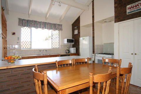 Safety Bay Guest House - Nambucca Heads Accommodation 2