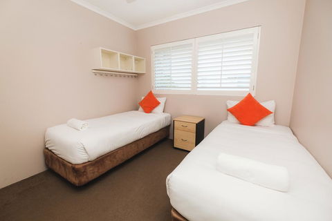 Sanctuary Lake Apartments - Nambucca Heads Accommodation 2