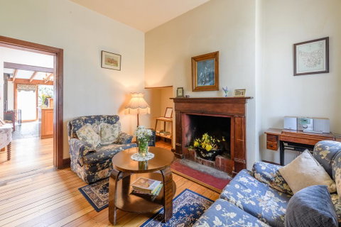 Sargeants & Armoury Cottages 1823 - Nambucca Heads Accommodation 2
