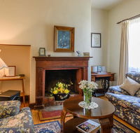 Sargeants  Armoury Cottages 1823 - Nambucca Heads Accommodation