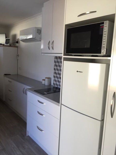 Self Contained Cabin - Nambucca Heads Accommodation 2