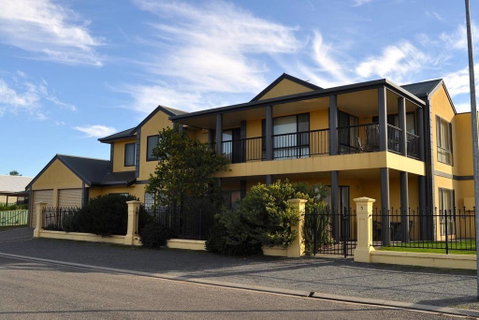 Serendipity - Nambucca Heads Accommodation 0