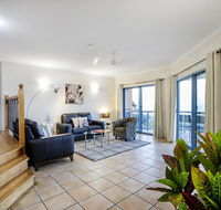 Serenity over the Sea - Airlie Beach - Nambucca Heads Accommodation