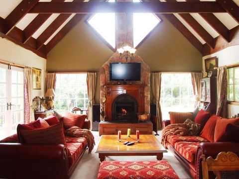 Shakespeare's Wilderness Chalet - Nambucca Heads Accommodation 1