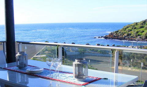 Shearwaters Apartment, Ocean Views - Nambucca Heads Accommodation 0