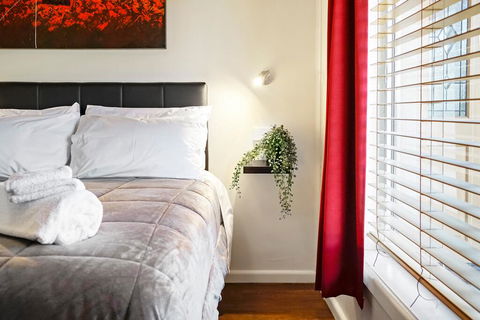 Short Stays Gippsland Trafalgar - Nambucca Heads Accommodation 0