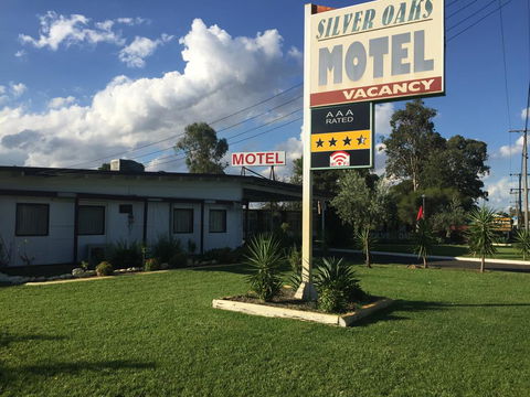 Silver Oaks Motel - Nambucca Heads Accommodation 2