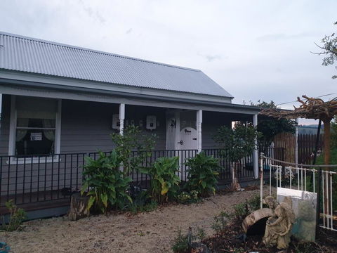 Silverbirch Cottage - Nambucca Heads Accommodation 1
