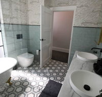 Sinjin unique luxury 6 bed house in Sydney city - Nambucca Heads Accommodation