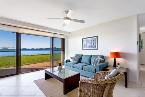 Soldiers Point Road, Harbourside, Unit 02, 07 - Nambucca Heads Accommodation 2