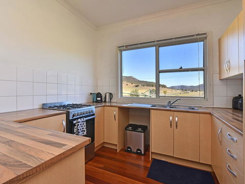 Somerville Wines Farmstay In Broke, Super Cute House On Working Farm. Walk For Miles. - Nambucca Heads Accommodation 2