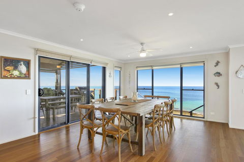 South Pacific Crescent 75, Ulladulla - Nambucca Heads Accommodation 1