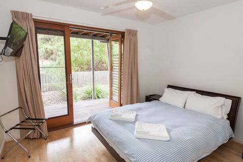 South Shores Trevally Villa 41 - South Shores Normanville - Nambucca Heads Accommodation 3