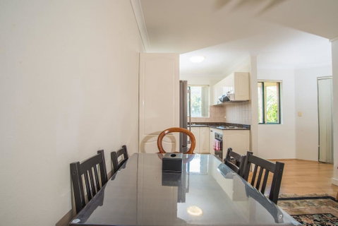 Spacious & Cozy APT@Heart Of Redfern Closes To CBD - Nambucca Heads Accommodation 1