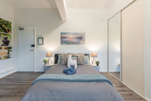 Spacious Studio 2mins To Station&Shopping Sleeps4 B - Nambucca Heads Accommodation 0