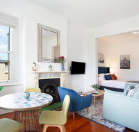 Spacious Studio With Balcony in Inner-City Glebe - Nambucca Heads Accommodation