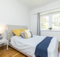 Stay at Meurant Wagga - Nambucca Heads Accommodation