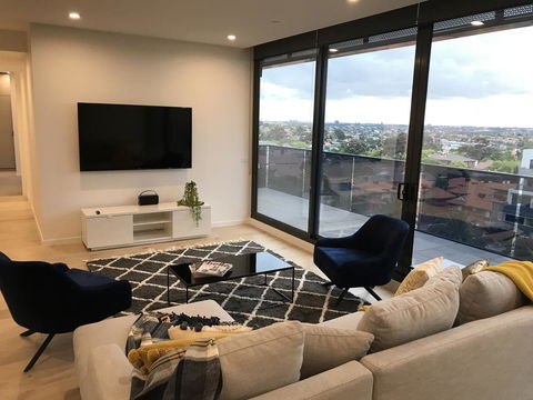 StayCentral Essendon Escape Sub-penthouse - Nambucca Heads Accommodation 0