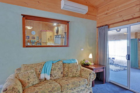 Stony Rise Cottage B&B - Nambucca Heads Accommodation 2