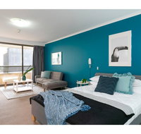 Striking and super convenient studio with balcony - Nambucca Heads Accommodation