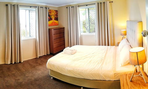 Stroll To The City Center In Minutes - Nambucca Heads Accommodation 3
