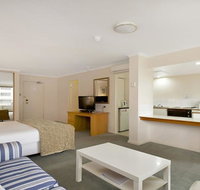 Studio with balcony at College St - Nambucca Heads Accommodation