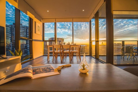 STUNNING Luxury 2beds2bathAPT @CBD (Haymarket) - Nambucca Heads Accommodation 0