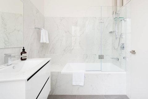 STUNNING SYDNEY HOME 3 - Nambucca Heads Accommodation 3