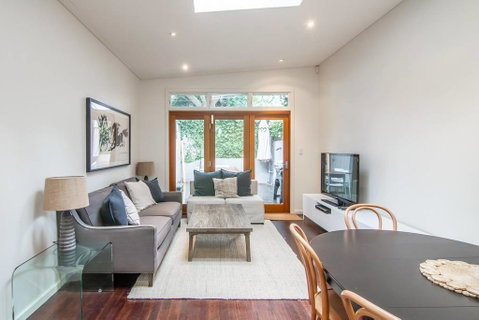 Stunning Townhouse- Quiet Street Close To CBD - Nambucca Heads Accommodation 2