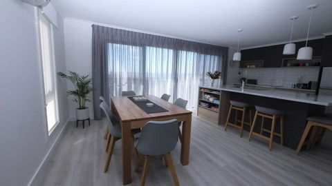 Stylish Holiday Unit - Nambucca Heads Accommodation 1