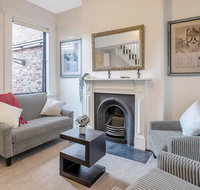 Stylish House - Moments to Kings Cross  City - Nambucca Heads Accommodation