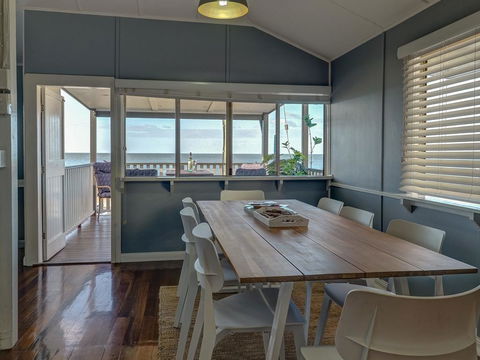 Sublime Beachfront Queenslander On The Esplanade - Nambucca Heads Accommodation 0
