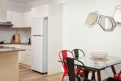 Suburban Two-bed Apartment With Parking And Patio - Nambucca Heads Accommodation 2
