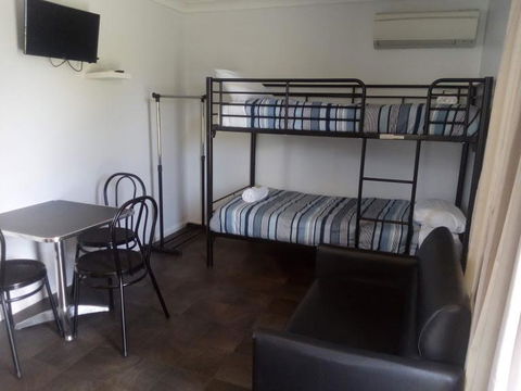 Summit Cabin - Nambucca Heads Accommodation 1