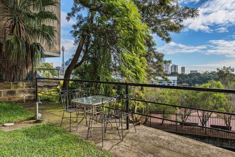Sun-filled Apartment With Stunning Harbour Views H353 - Nambucca Heads Accommodation 1