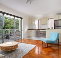 Sunlit Bondi Beach Apartment With Balcony Parking - Nambucca Heads Accommodation