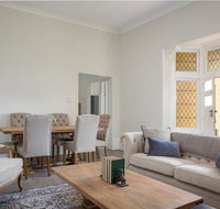 Sunny Apartment with Private Parking - Nambucca Heads Accommodation