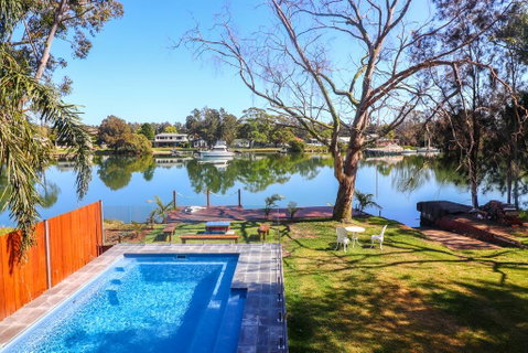 Sunset Lodge - Nambucca Heads Accommodation 0