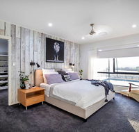 Sunset Penthouse Couples Retreat close to Airlie Beach Champagne on arrival - Nambucca Heads Accommodation