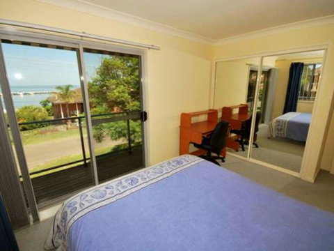 Sunset Place' 1/29 Sunset Boulevard- Gorgeous Townhouse So Close To The Water - Nambucca Heads Accommodation 2