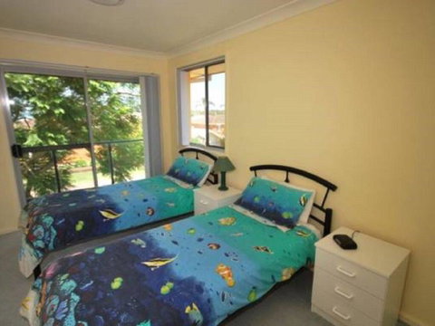 Sunset Place' 1/29 Sunset Boulevard- Gorgeous Townhouse So Close To The Water - Nambucca Heads Accommodation 3