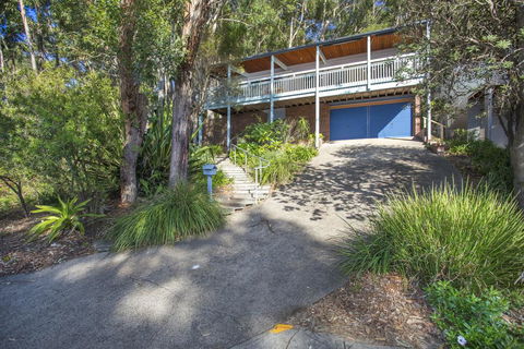 Surfers Ave 17 Narrawallee - Nambucca Heads Accommodation 1