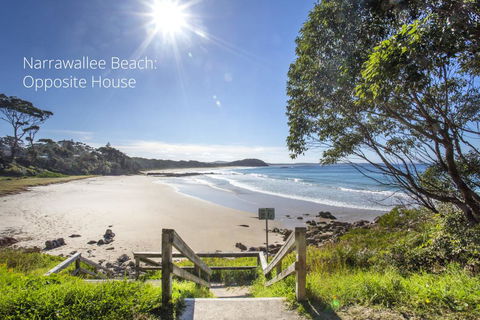 Surfers Ave 17 Narrawallee - Nambucca Heads Accommodation 2