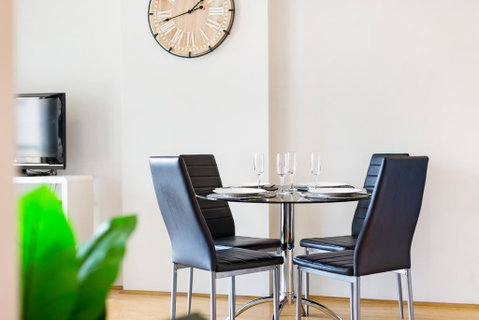 Surry Hills Fully Self Contained Modern 1 Bed Apartment (1012ELZ) - Nambucca Heads Accommodation 3