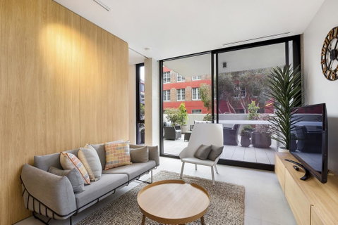 Surry Hills Modern Furnished Self-Contained Apartment (ELZ) - Nambucca Heads Accommodation 2