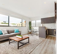 Surry Hills Modern Self-Contained One-Bedroom Apartment 19 FOV - Nambucca Heads Accommodation